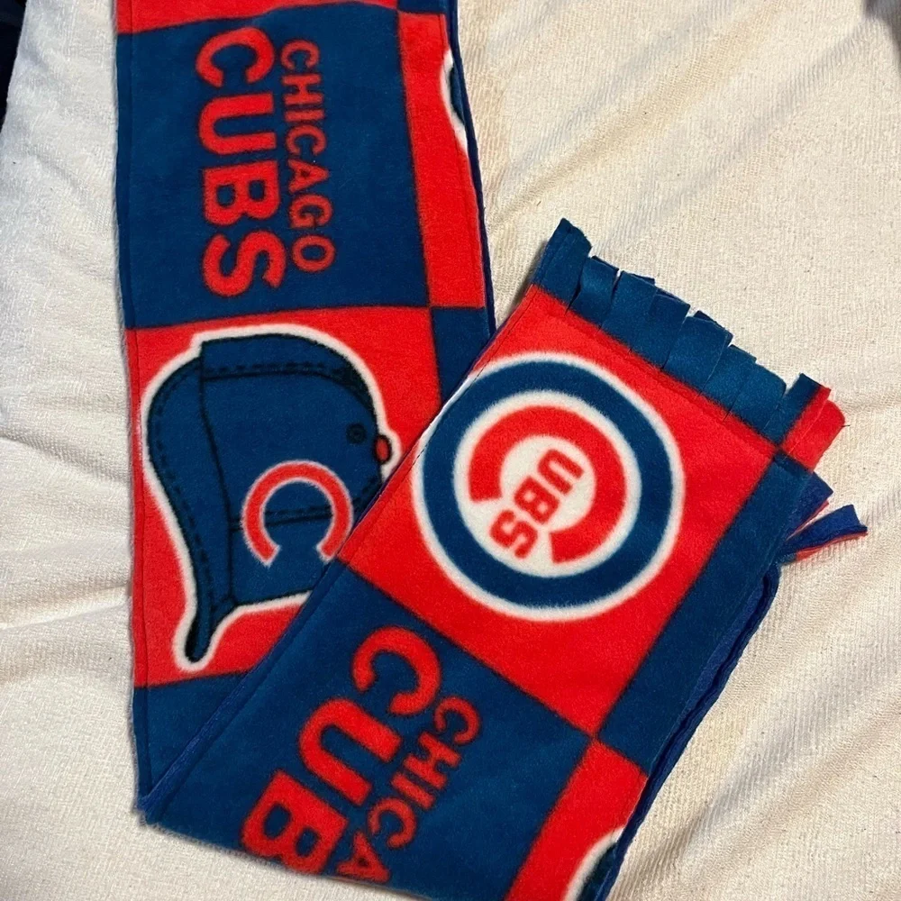 Chicago Cubs Baseball Fleece Scarf